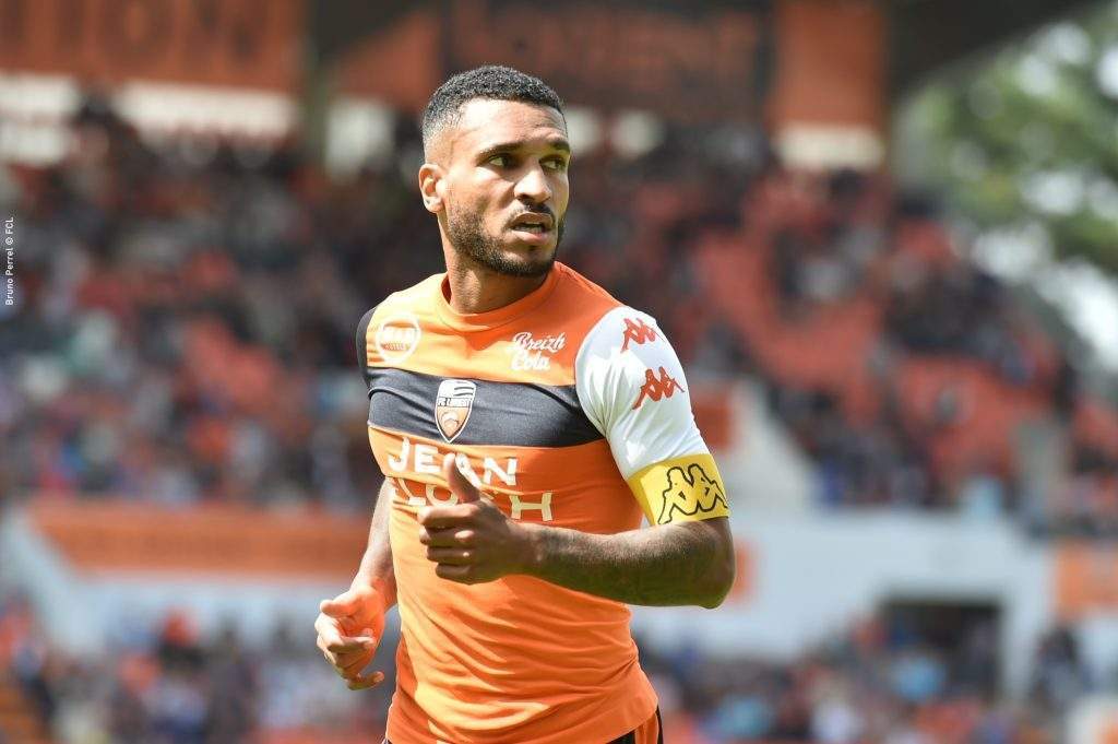 包含圣安东尼奥马刺训练开放日，关键时刻临场应变引欢呼，法甲在即，控场能力受关注的词条-爱游戏官网