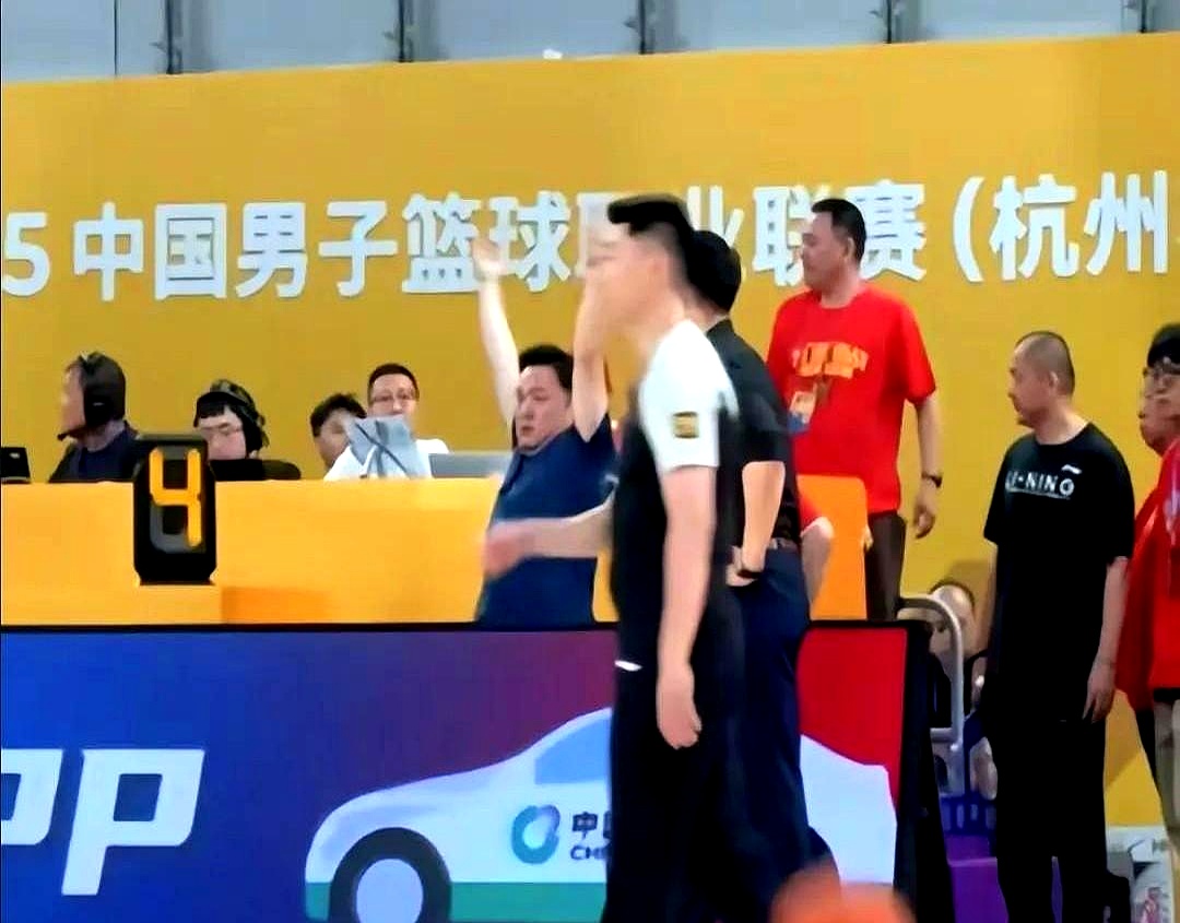 国际比赛日欧篮联传出新动向;广厦男篮战术微调;管理层表态——管理层满意;训练强度明显提升的简单介绍-爱游戏体育